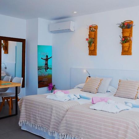الشقق الفندقية سان أنطونيوفي  Typic Marina Playa - Adults Only المظهر الخارجي الصورة