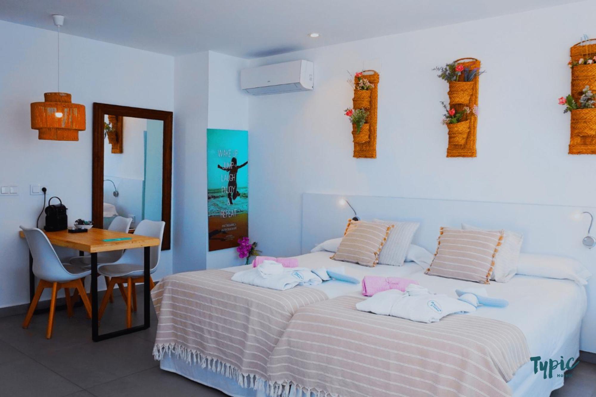 الشقق الفندقية سان أنطونيوفي  Typic Marina Playa - Adults Only المظهر الخارجي الصورة