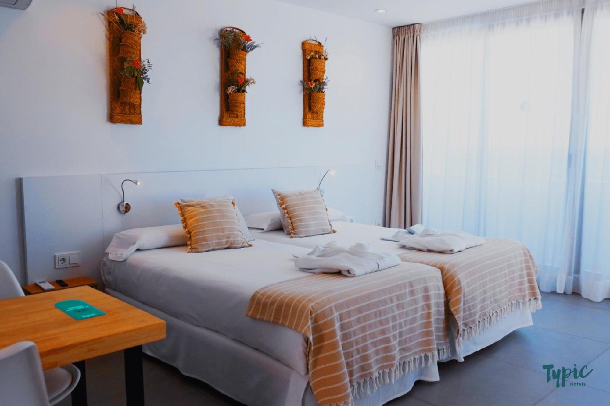 الشقق الفندقية سان أنطونيوفي  Typic Marina Playa - Adults Only المظهر الخارجي الصورة