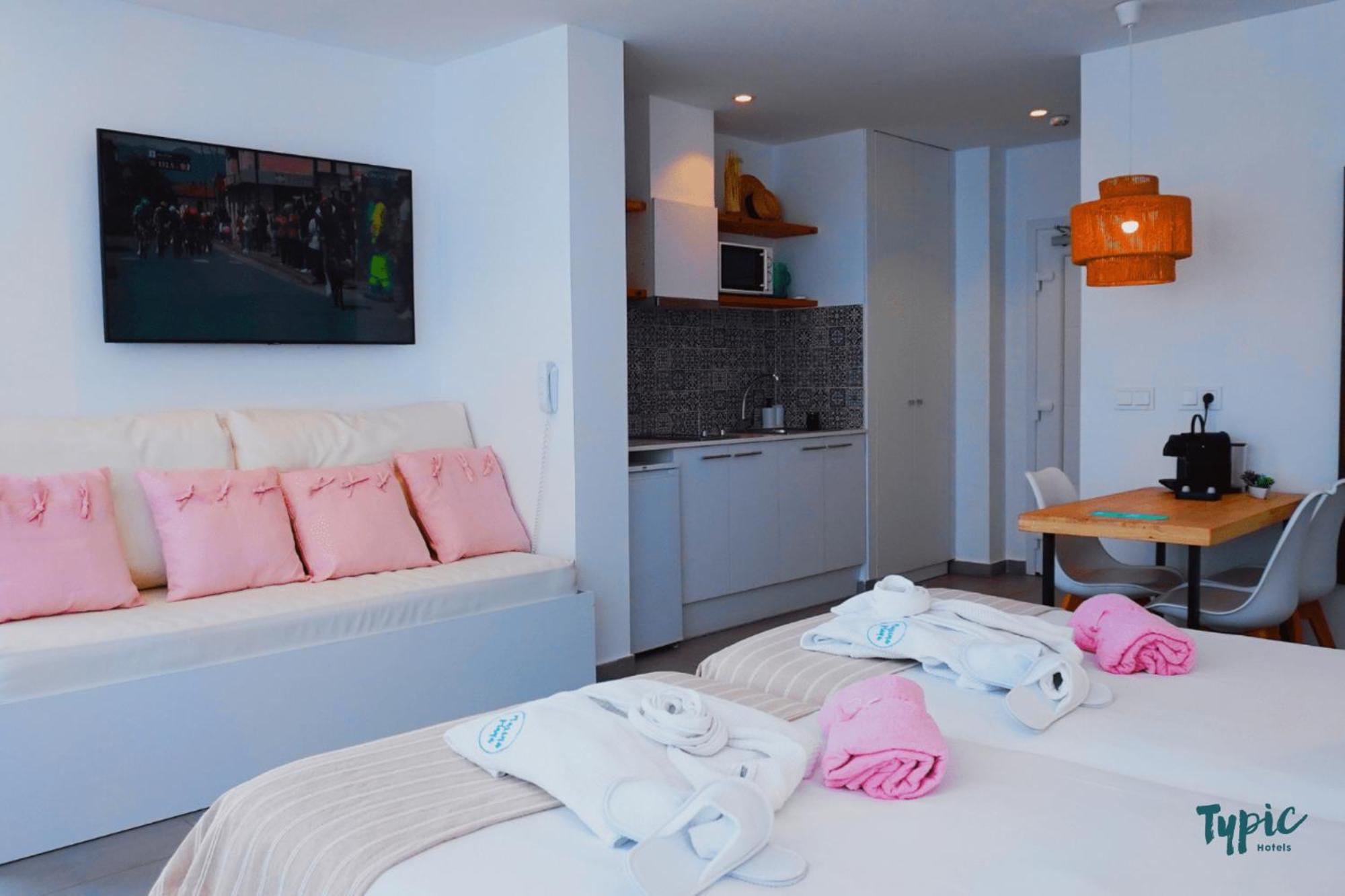 الشقق الفندقية سان أنطونيوفي  Typic Marina Playa - Adults Only المظهر الخارجي الصورة