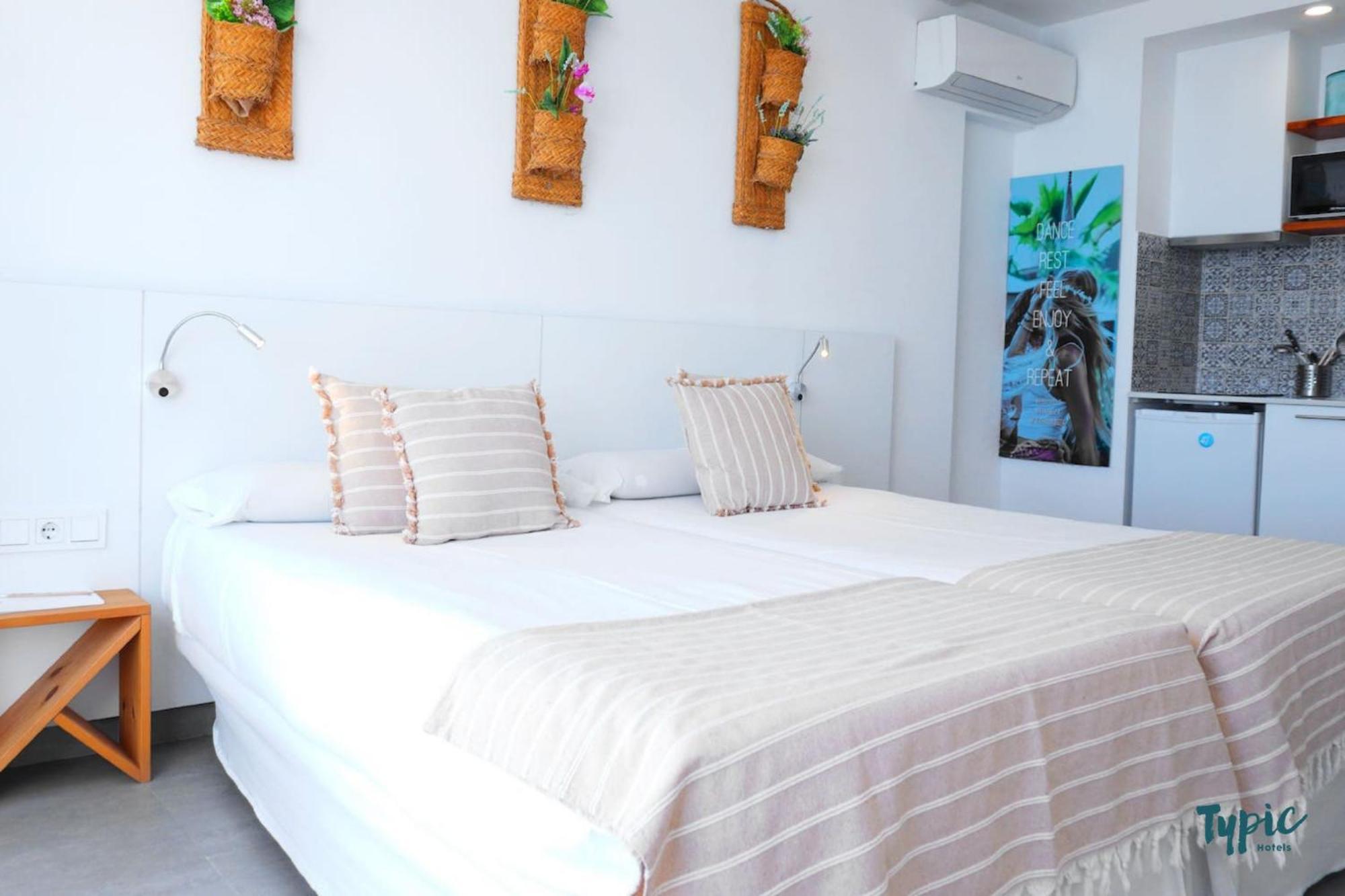 الشقق الفندقية سان أنطونيوفي  Typic Marina Playa - Adults Only المظهر الخارجي الصورة